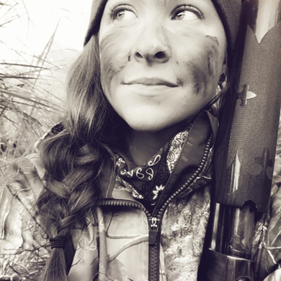 Meet your Posher, Averi - Picture 3 of 7